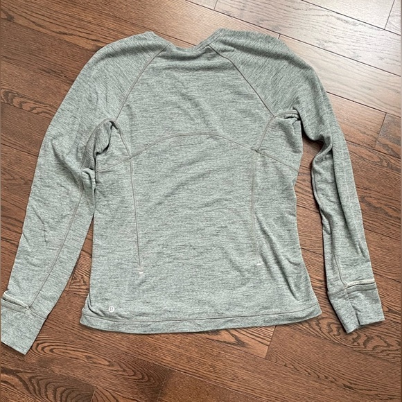 LULULEMON “Its Rulu Run Long Sleeve” Shirt
Tri Colour Delicate Mint White Opal - Picture 3 of 9
